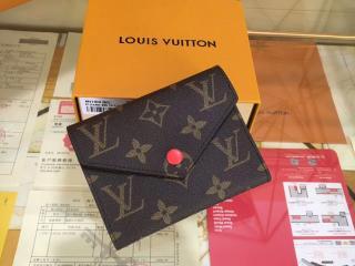 ルイ・ヴィトン モノグラム 三つ折財布 コピー 「LOUIS VUITTON」ポルトフォイユ・ヴィクトリーヌ モノグラム 【M41938E】 - 財布＆小物