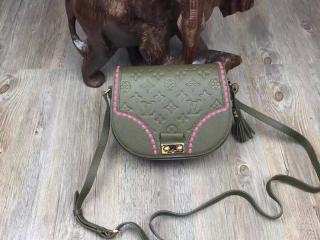 【M43146】 LOUIS VUITTON ルイヴィトン モノグラム・アンプラント バッグ スーパーコピー ジュノ ルイビトン レディース ショルダーバッグ・ポシェット 3色可選択 ローズカーキ