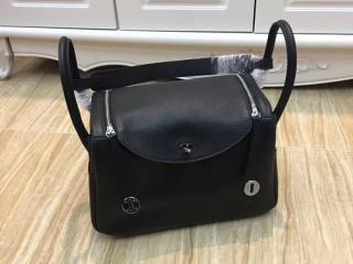 HERMES エルメス リンディ バッグ コピー リンディ 30/26 ハンドバッグ トリヨン・クレマンス レディース ショルダーバッグ 2WAY シルバー金具 全11色可選択 黒 H050161CK89