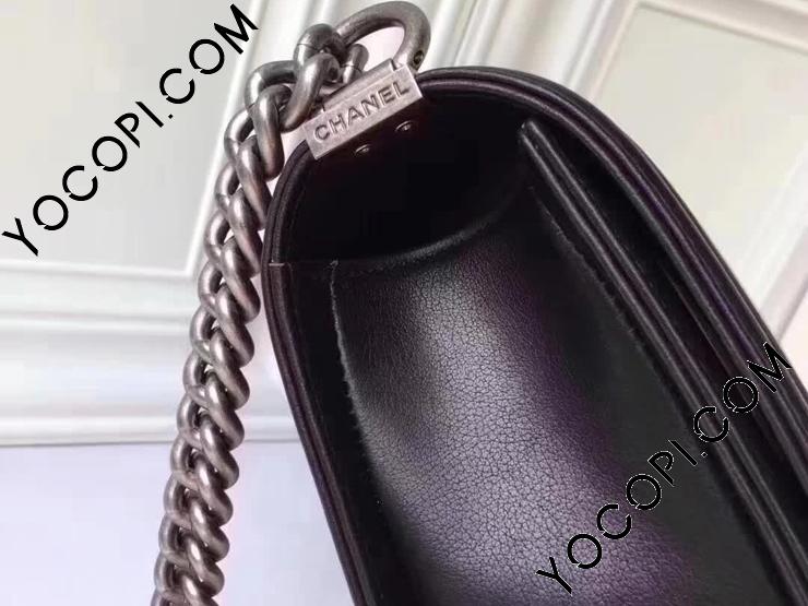 【新品】CHANEL ロック型キーホルダー ボックス付き CHANEL La Collection 2024 Padlock Key Holder Kadena Novelty