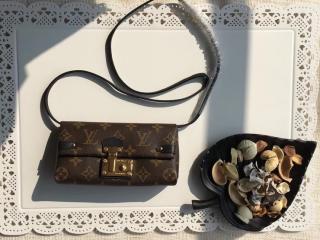 【M61502】 LOUIS VUITTON ルイヴィトン モノグラム バッグ コピー ポルトフォイユ・トブラローネ ミニバッグ ヴィトン レディース ショルダーバッグ