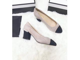 2017/18年 クルーズ コレクション - ラムスキン & グログラン-アイボリー & ブラック