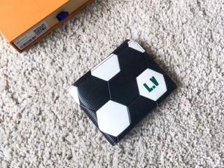 【M63293】 LOUIS VUITTON ルイヴィトン エピ 財布 スーパーコピー ポルトフォイユ・スレンダー LV 2018FIFAワールドカップ™ メンズ 二つ折り財布 2色選択可 ノワール