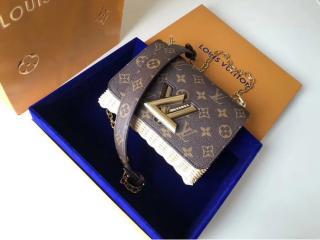 【M44296】 LOUIS VUITTON ルイヴィトン モノグラム バッグ スーパーコピー ツイスト PM ヴィトン レディース ショルダーバッグ