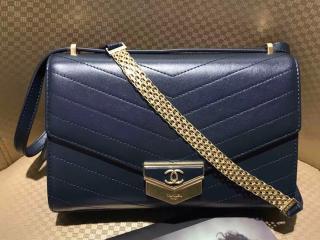 【A57491 Y33278 0B821】 CHANEL シャネル バッグ コピー 2018AW 新作 フラップ バッグ カーフスキン レディース ショルダーバッグ 5色選択可 ネイビーブルー 26cm