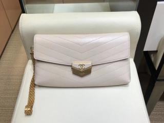 【A57493 Y33278 5B165】 CHANEL ICON シャネル アイコン バッグ コピー レディース クラッチ バッグ カーフスキン 4色選択可 ベージュ