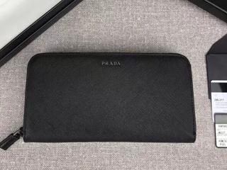 【2ML317_C5S_F0002】 PRADA プラダ 長財布 スーパーコピー 「サフィアーノ」 レザー ドキュメントホルダー メンズ ラウンドファスナー財布