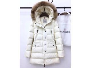送料込&正規品スーパーコピー品【MONCLER】大人気♡ライトダウン♪　90％ダウン、10％フェザー