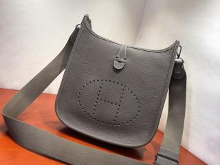 スーパーコピーエルメス エヴリンPM エトゥープ  EVELYNE MM TAURILLON CLEMENCE ETOPE
