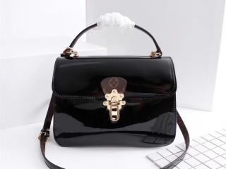 【M53353-S】 S級品 LOUIS VUITTON ルイヴィトン バッグ コピー チェリーウッド PM スムースパテント･レザー&モノグラム レディースバッグ レディースバッグ 4色可選択 ノワール