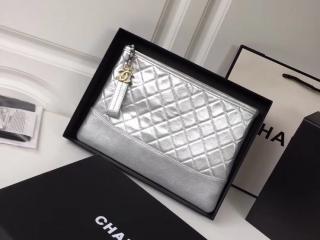 【A84287 Y61477 45002】 CHANEL'S GABRIELLE ガブリエル ドゥ シャネル バッグ コピー ポーチ エイジド カーフスキン クラッチバッグ 4色可選択 シルバー