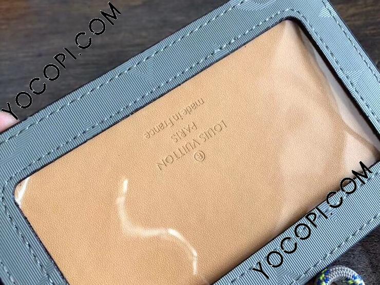 ［新品・未使用］LOUIS VUITTON チタニウムコスモスIDカ－ドホルダー 新品・未使用］LOUIS VUITTON チタニウムコスモスIDカ－ド