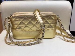 【A94505 Y82207 3B784】 CHANEL'S GABRIELLE ガブリエル ドゥ シャネル バッグ コピー チェーンクラッチ メタリック クランプル カーフスキン レディース ショルダーバッグ 2色可選択 ゴールド