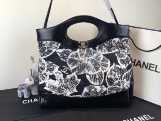 【A57977 Y84048 C8951】 シャネル バッグ コピー 18/19年秋冬 CHANEL 31 ラージ ショッピング バッグ パテント カーフスキン & コットン レディース ハンドバッグ