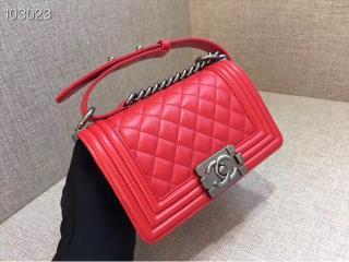 【A67085 Y09953 4B953】 BOY CHANEL ボーイ シャネル バッグ コピー 18/19年秋冬 スモール ハンドバッグ カーフスキン レディース ショルダーバッグ 7色可選択 レッド