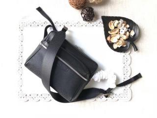 【M33435】 LOUIS VUITTON ルイヴィトン タイガ バッグ スーパーコピー アウトドア・メッセンジャー PM メンズ ショルダーバッグ 2色可選択 ノワール
