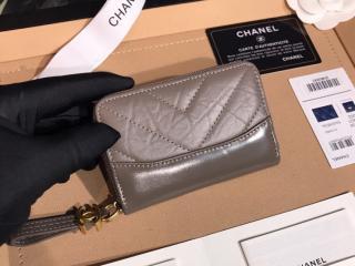 【A84404 Y83824 C0204】 CHANEL シャネル 財布 コピー 2018/19年 クルーズ コレクション コインパース Vステッチ コインケース・小銭入れ 4色可選択