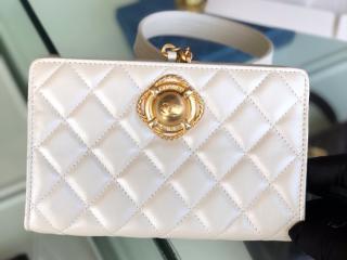 【AS0178 Y07659 45002】 CHANEL シャネル バッグ コピー 19Cruise ラムスキン レディース クラッチ バッグ 3色可選択 シルバー