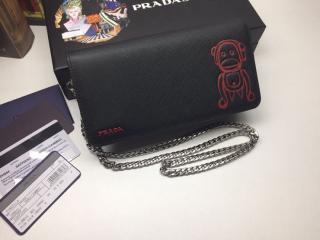 【1DH044_2CEW_F0D9A】 PRADA プラダ バッグ コピー プラダマリア 「サフィアーノ」 レザー レディース ミニショルダーバッグ ブラック