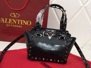 【MW2B0861BOL 0NO-S】 VALENTINO ヴァレンティノ バッグ コピー S級 ロックスタッズ ミニ トートバッグ レディース ショルダーバッグ