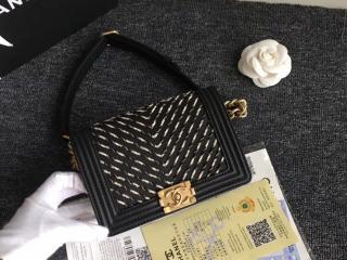 【AS0093 Y84120 94305】 BOY CHANEL ボーイ シャネル バッグ スーパーコピー 19SS エンブロイダリー カーフスキン ウエスト バッグ レディース ショルダーバッグ 3色可選択 ブラック