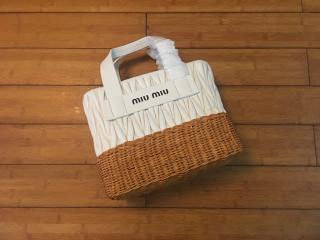 5BA076_2BUZ_F0O8D_V_OOO 実物写真 N級品（原单）MIUMIU ミュウミュウ レディースバッグ