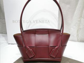 【575943-4】 BOTTEGA VENETA ボッテガ・ヴェネタ バッグ スーパーコピー イントレチャート フレンチカーフ ザ・アルコ ARCO 33 ハンドバッグ レディース ショルダーバッグ 5色可選択