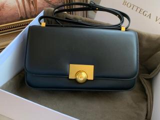 【578009-22】 BOTTEGA VENETA ボッテガ・ヴェネタ バッグ スーパーコピー プリントカーフ BV Classic クラシック レディース ショルダーバッグ 2色可選択