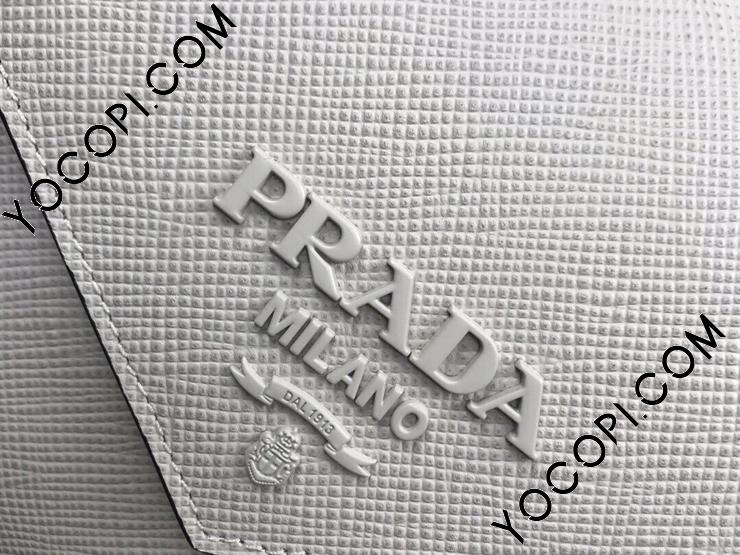 S　　　　　　　　　　　　　　　　　　　　　　　【良品】ＰＲＡＤＡ　正規品 org.jpg