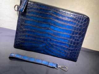 ベルルッティ(Berluti)テルシオ アリゲーターレザー財布