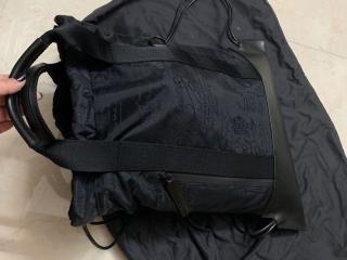 Berluti☆Surface スクリット ナイロンバックパック 黒 巾着型バッグ