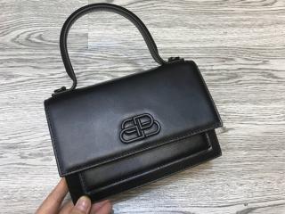 【580640-s-1】 BALENCIAGA S級 バレンシアガ バッグ スーパーコピー SHARP シャープ サッチェル レディース ショルダーバッグ XS 2色可選択
