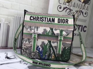 【M1291VWAO-2】 DIOR ディオール バッグ コピー “DIORCAMP” アニマル 刺繍付きキャンバス メッセンジャーバッグ