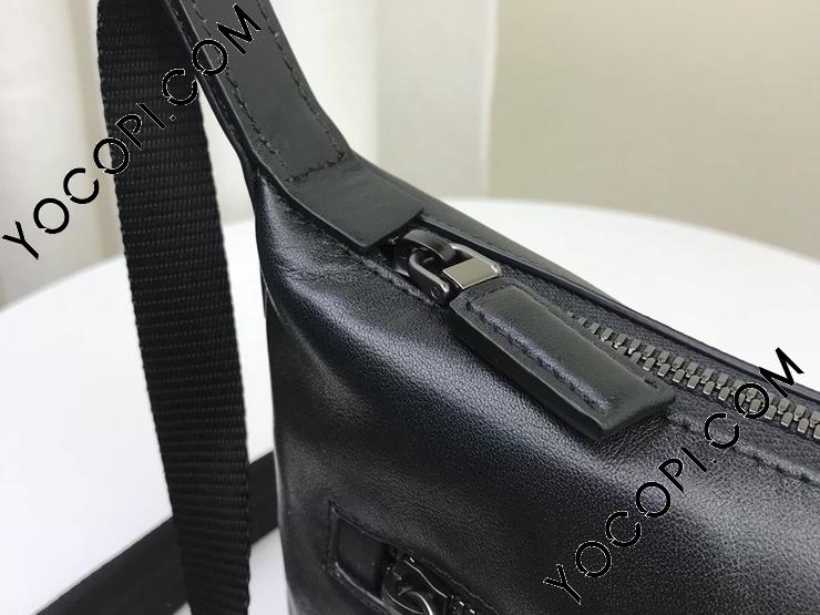 Amazon | プラダ ボディバッグ メンズ ブラック 2VL977 2DMG V