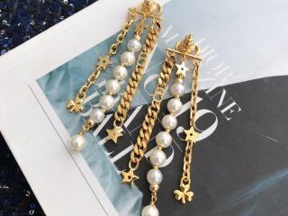 ディオール イヤリングDanseuse Etoile 星&ホワイトビーズ ロングピアス