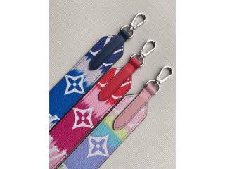 【J02476/J02477/J02478】 LOUIS VUITTON ルイヴィトン モノグラム コピー LV ESCALE LVエスカル ショルダーストラップ その他キャンバス 3色可選択 ブルー/パステル/ルージュ