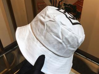 CHANELハット 帽子シャネル日除け帽　つば広 エレガント 女優風 日焼け防止