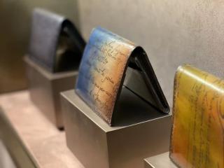 ベルルッティ財布 二つ折財布 短財布