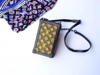 【M45079】 LOUIS VUITTON ルイヴィトン モノグラム バッグ コピー Vertical Soft Trunk ヴァーティカル・ソフトトランク メンズ ショルダーバッグ 2色可選択 ジョーヌ