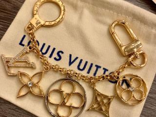 ルイ・ヴィトンピアス 可愛い花図案ピアス_ルイヴィトン 小物_