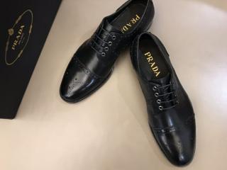 PRADA ドレスシューズ メンズ用 革靴・ビジネスシューズ