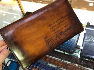 Berluti長財布 小銭入れ付い Venezia Scitto ベルルッティ二つ折財布 土黄　12*21*2ｃｍ