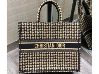 【M1286ZRFP_M976】 DIOR N級 20SS新作 ディオール バッグ スーパーコピー  “DIOR BOOK TOTE”  レディース トートバッグ