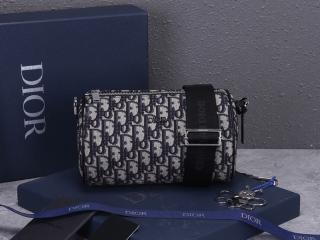 【1ROPO061YKY_H26E】 DIOR N級 ディオール バッグ スーパーコピー “ディオール オブリーク “ “ROLLER” メンズ ショルダーバッグ