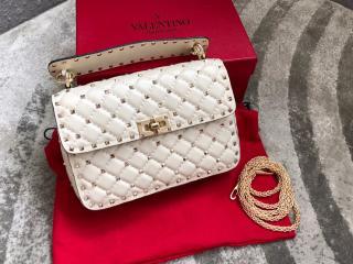 【ZW2B0122ARD0NO-8】 VALENTINO N級 ヴァレンティノ バッグ コピー ROCKSTUD SPIKE ロックスタッズ スパイク フルオカーフスキン ミディアムバッグ 2サイズ可選択