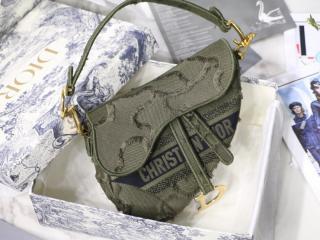 【M0446CWAH_M042】 DIOR N級 ディオール バッグ スーパーコピー 20SS “SADDLE” カモフラージュ 刺繍 キャンバス バッグ レディース ショルダーバッグ 3色可選択 グリーン