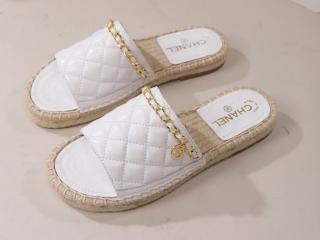 シャネルサンダル CCロゴ CHANELレディースシューズ ビーチシューズ 225-245を選択可　白い色