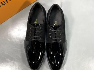 2020年新品メンズシューズ LOUIS VUITTON出勤靴 ルイヴィトン カジュアルシューズ 240-265を選択可