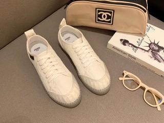 2020年新品　シャネル カジュアルシューズ 通勤靴 フラットシューズ CHANEL女性靴　白い色