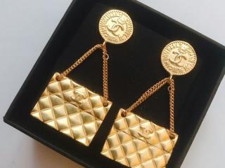 シャネル ピアス CHANEL イヤリング揺れる 2020年新品